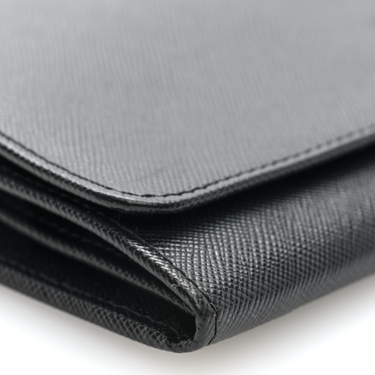 Vitello Move Metal Oro Chain Wallet Black