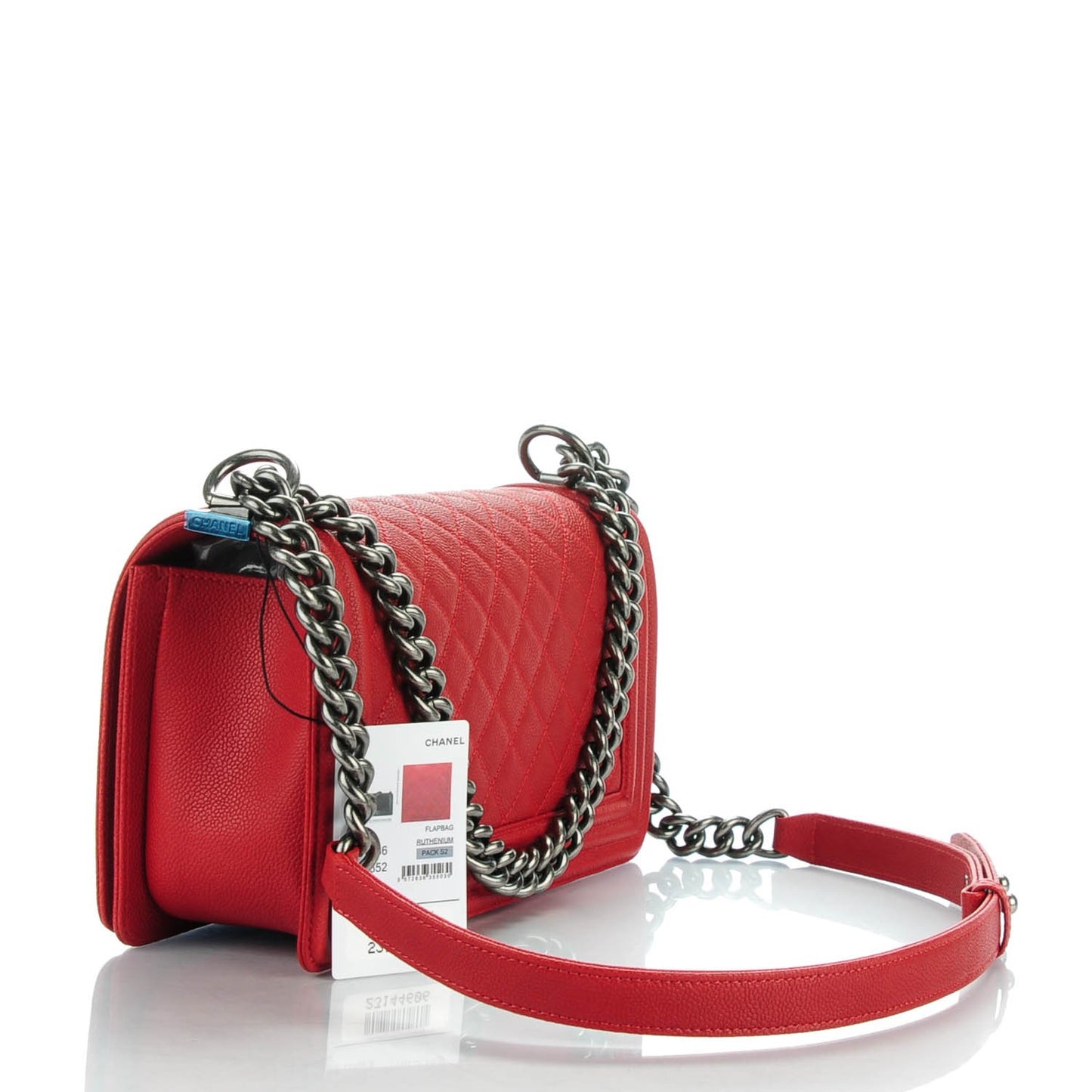 Caviar Quilted Medium Boy Flap Red