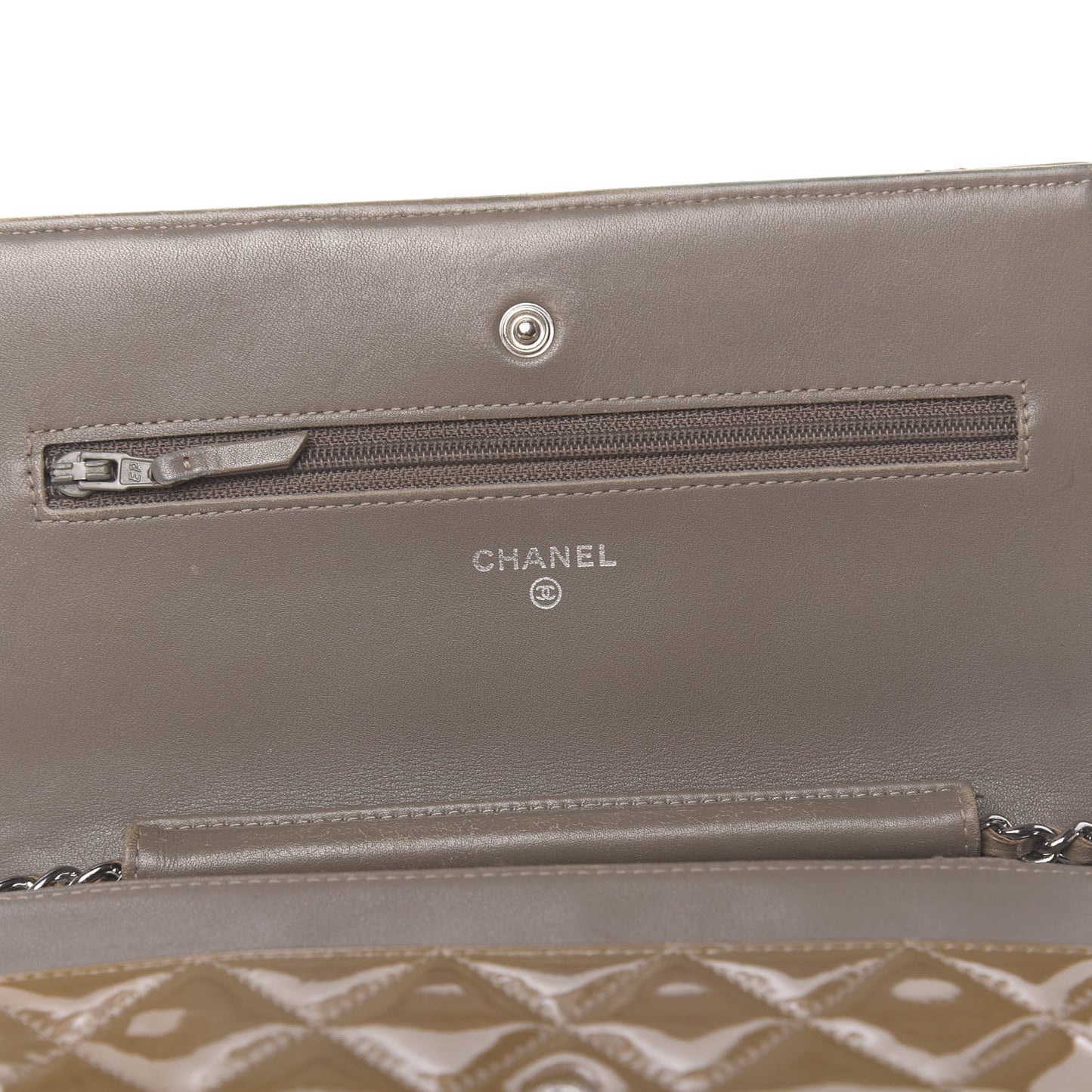 Patent Quilted Wallet On Chain WOC Brown