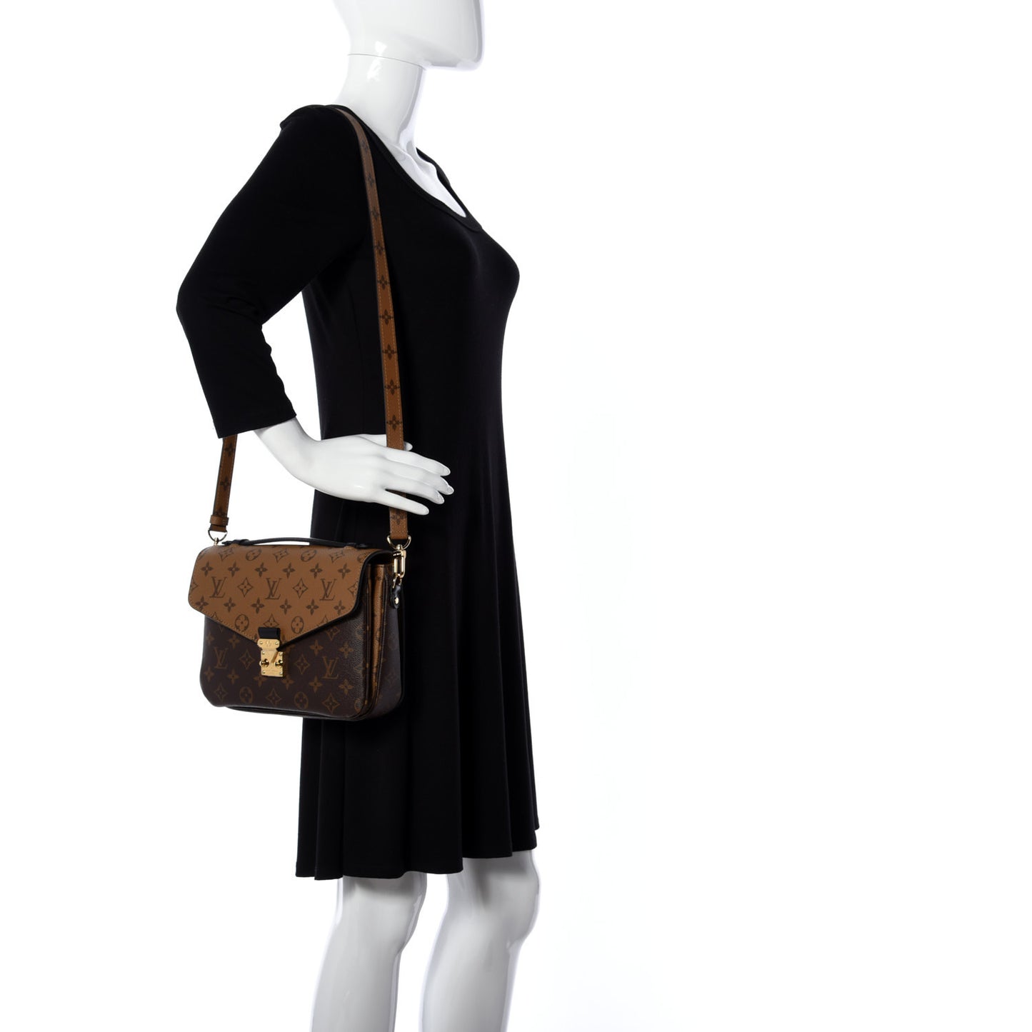 Reverse Monogram Pochette Metis