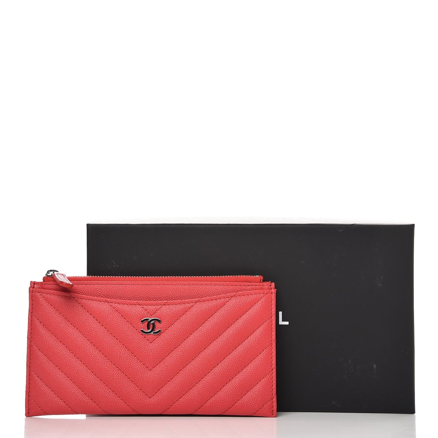 Caviar Chevron Quilted Zip Pouch Red