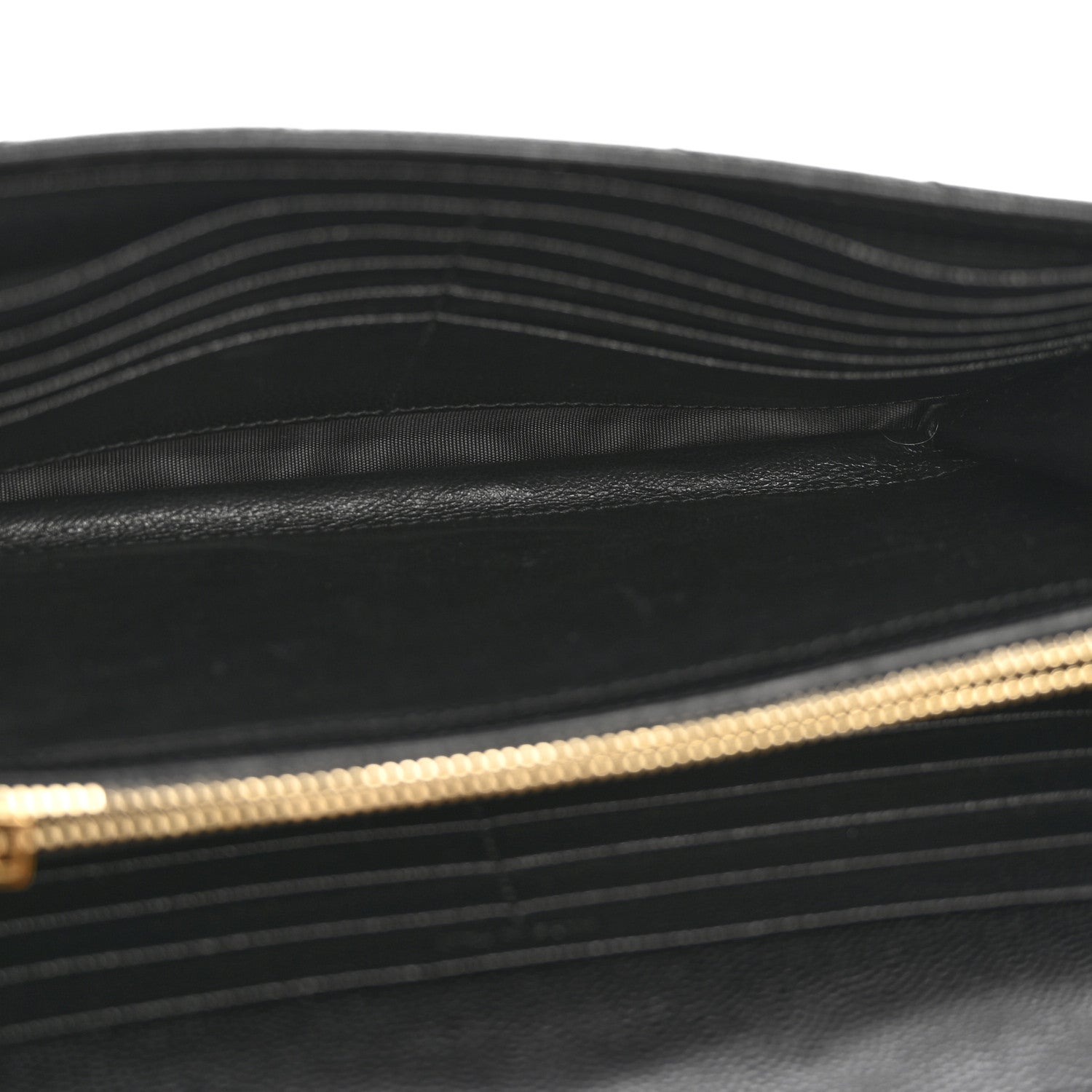 Saint Laurent Grain De Poudre Matelasse Chevron Monogram Chain Wallet Black 5 of 14