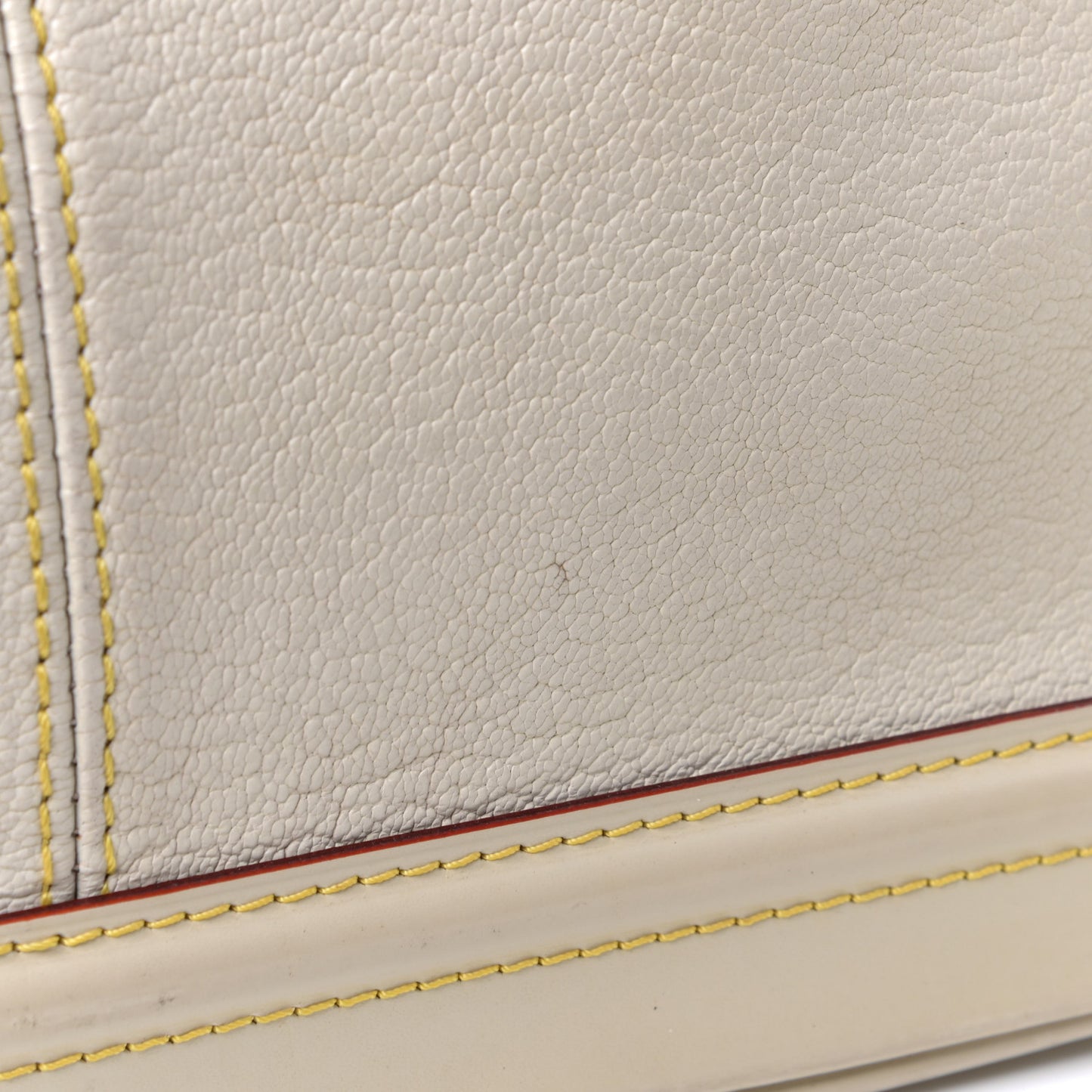 Suhali Lockit MM White