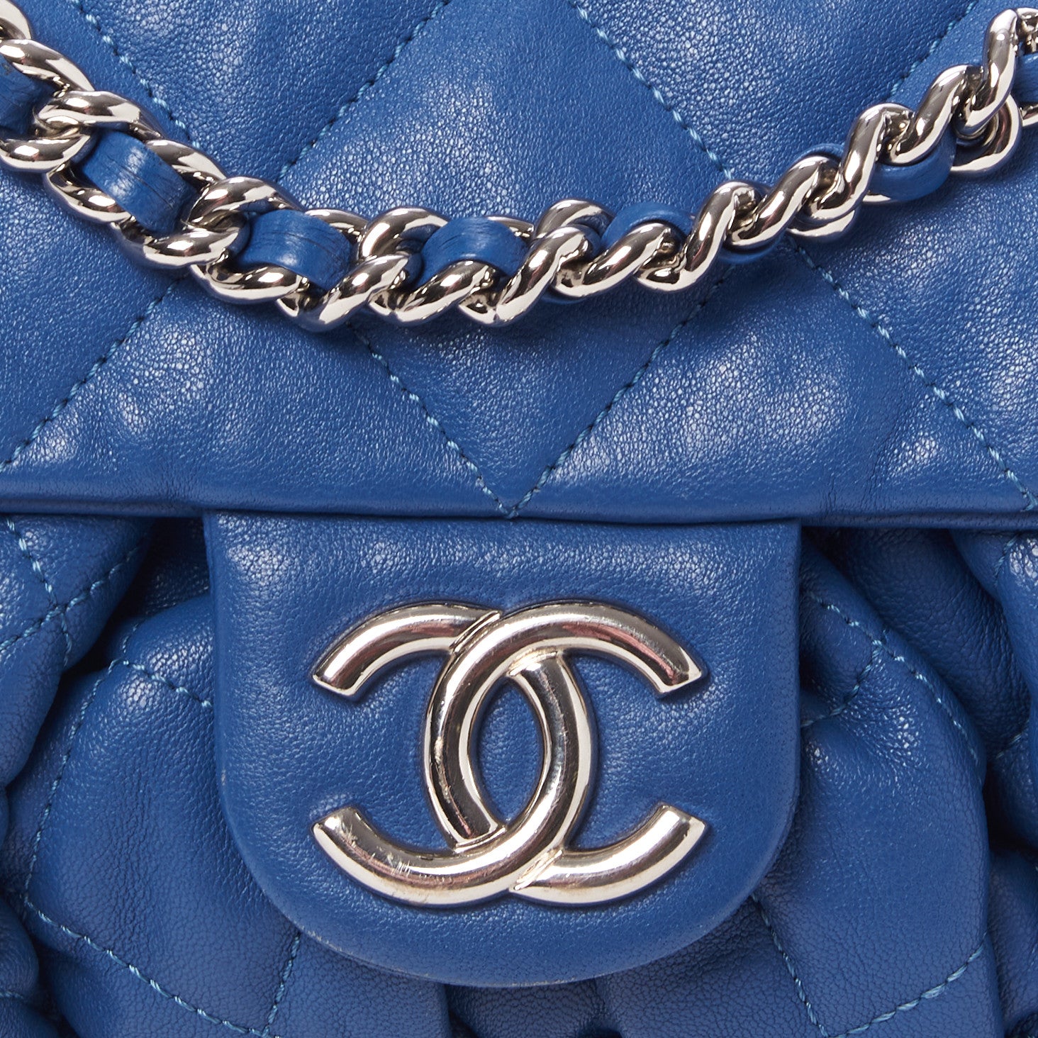 Chanel Washed Lambskin Chain Around Medium Messenger Blue 8 of 10