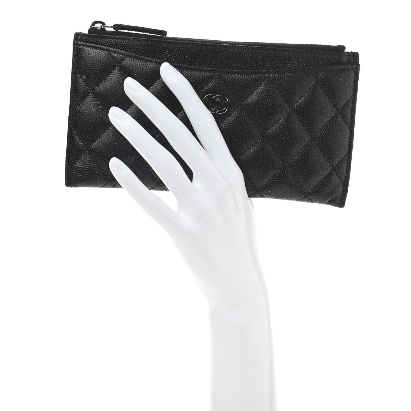 Iridescent Caviar Quilted Classic Zip Pouch Black