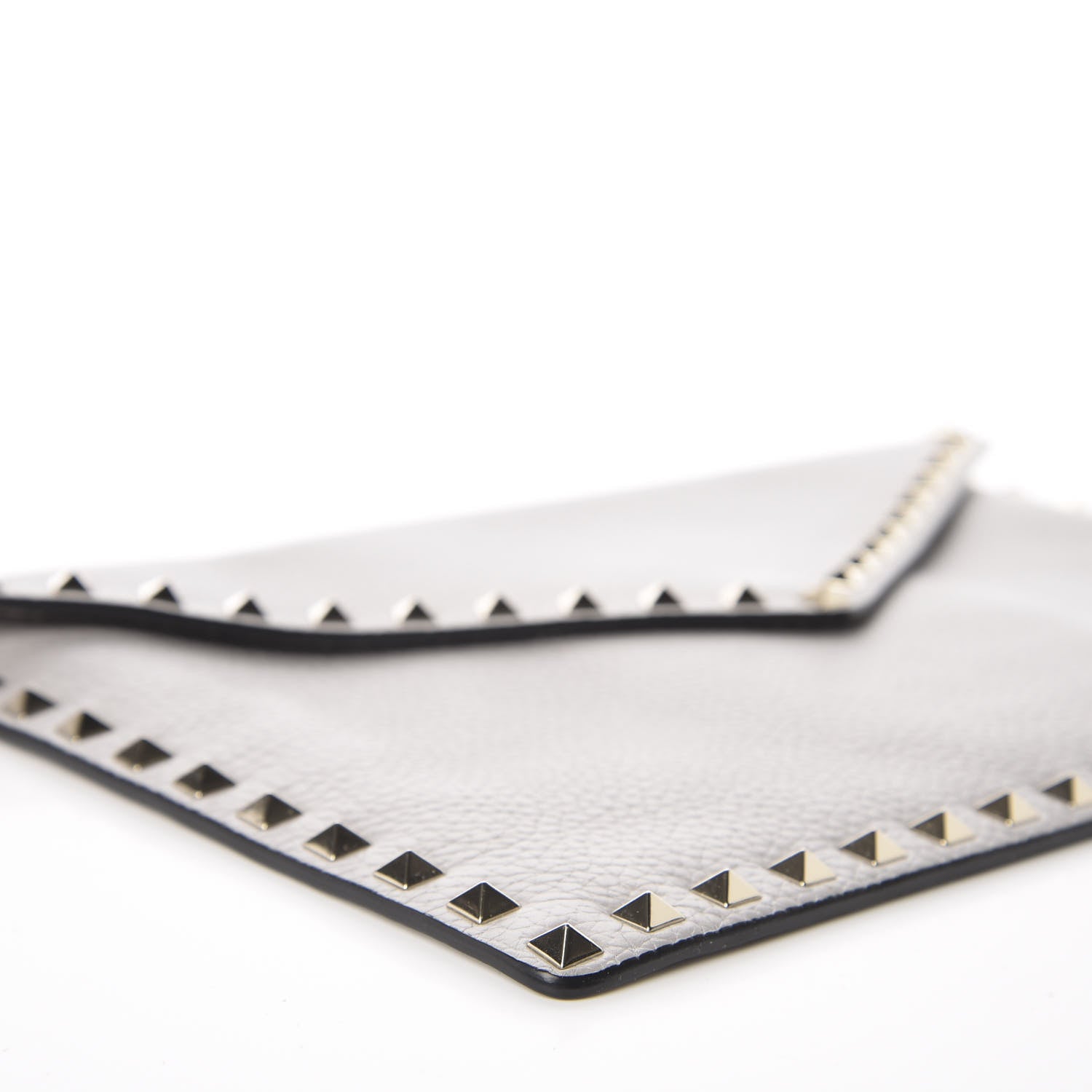Valentino Garavani Pebbled Calfskin Large Rockstud Envelope Clutch Pastel Grey 4 of 10