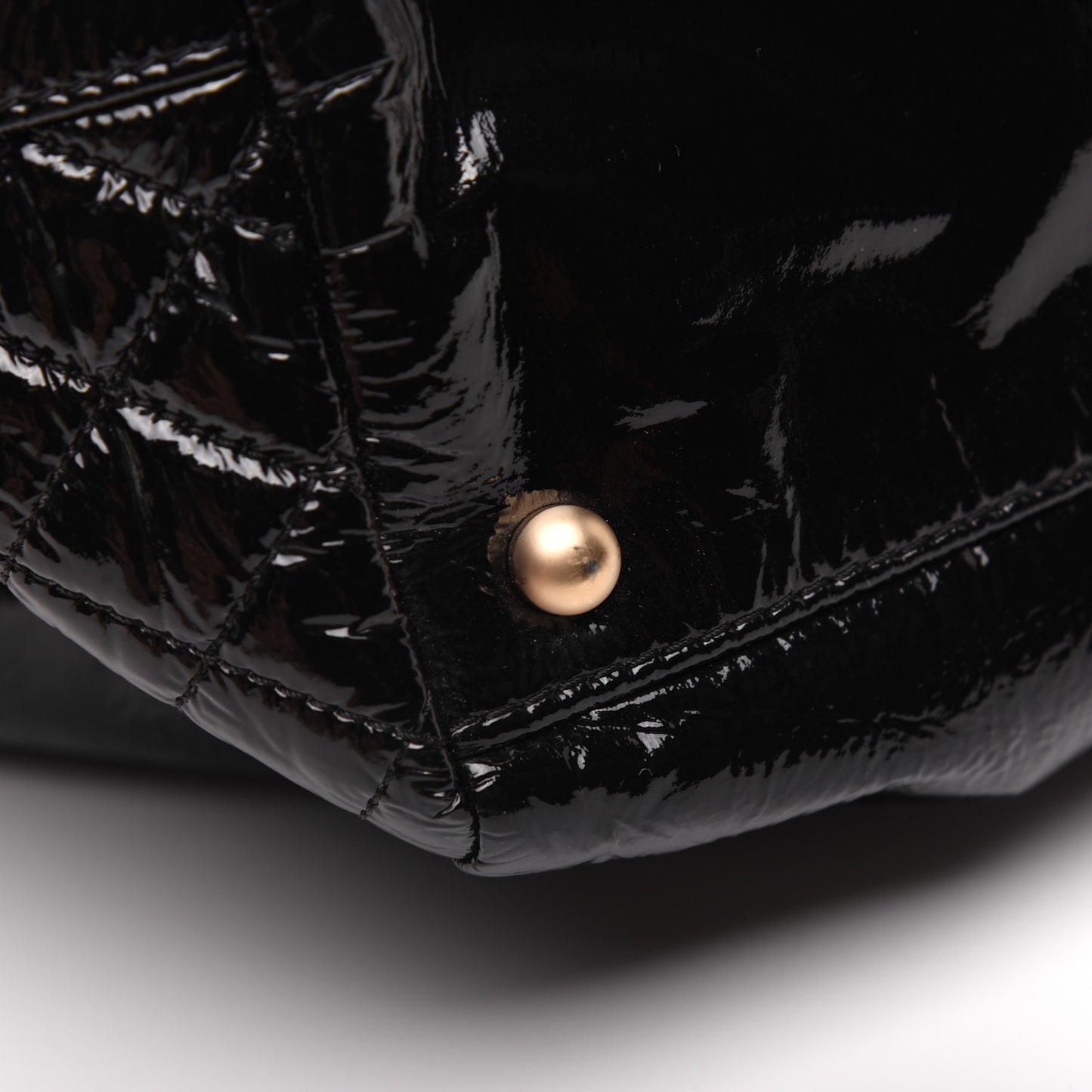 Vinyl Rock and Chain Bowler Black