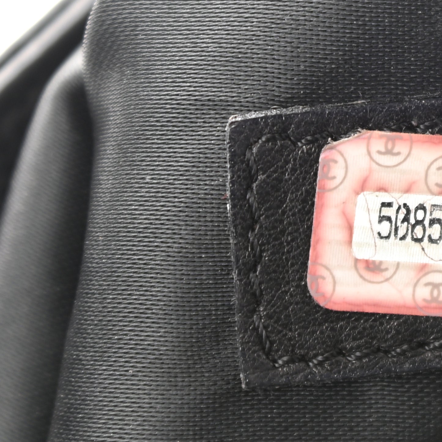 Caviar CC Shoulder Bag Black