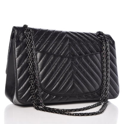Chanel Aged Calfskin Chevron Quilted 2.55 Reissue 226 So Black 4 of 12