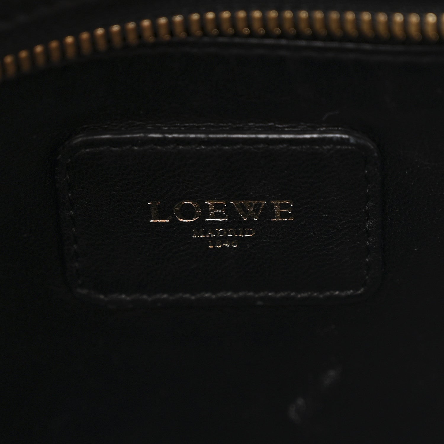 Loewe Calfskin Tri-Color Amazona 36 Black Chestnut 6 of 10