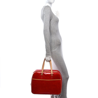Louis Vuitton Vernis Sutton Rouge 3 of 18