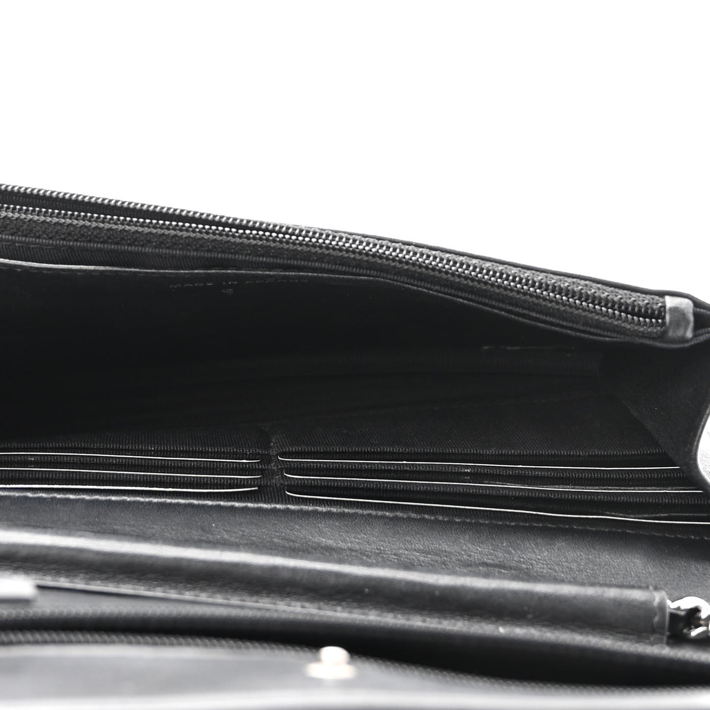 Patent Quilted Wallet On Chain WOC Black