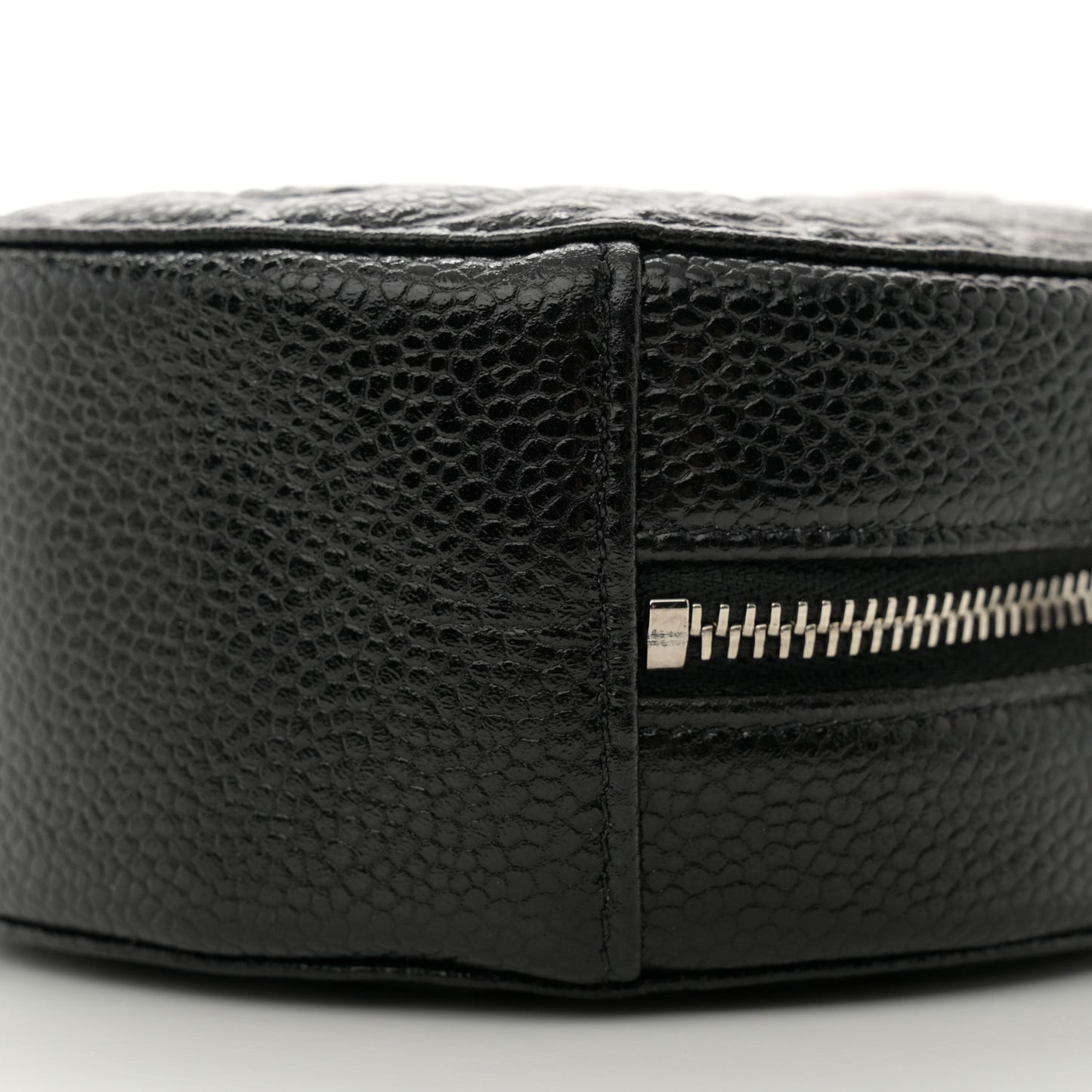 Caviar Camellia Embossed Round Clutch With Chain Black