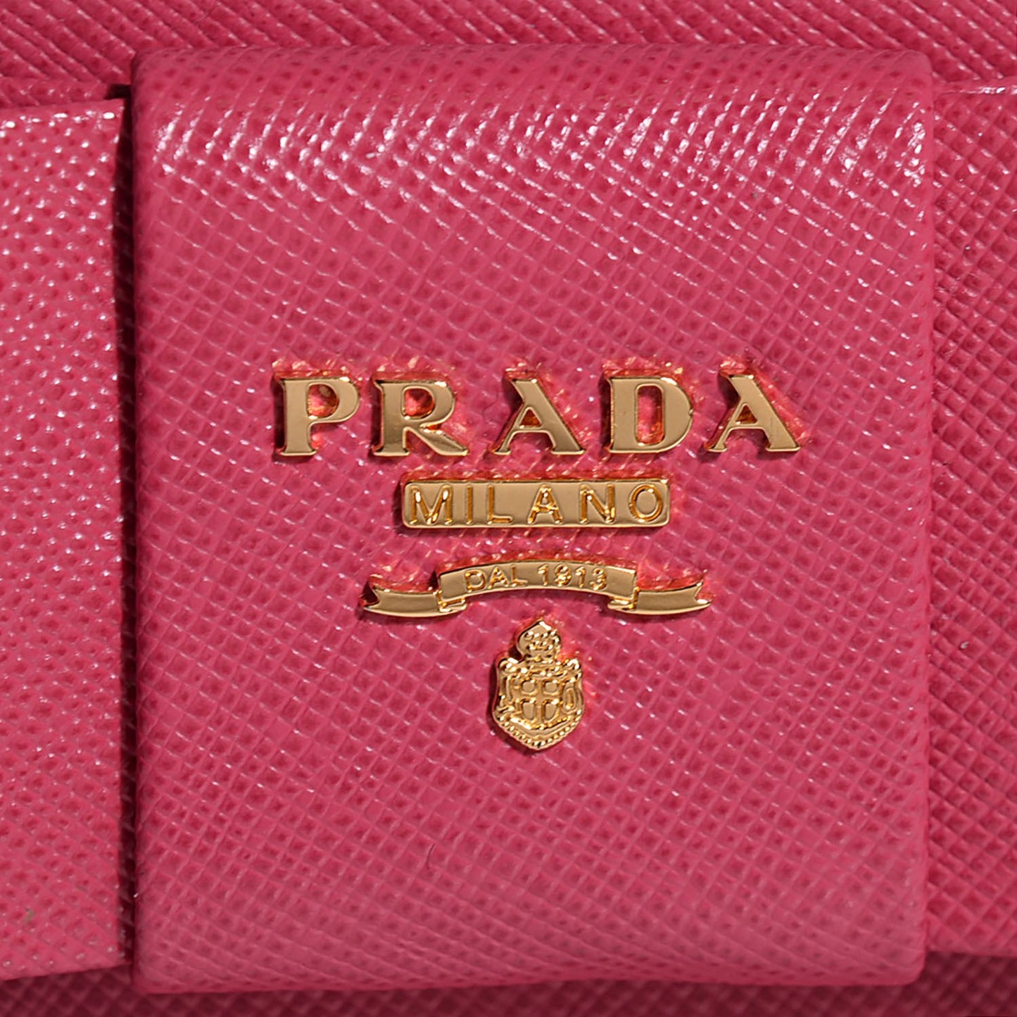 Saffiano Bow Wristlet Peonia