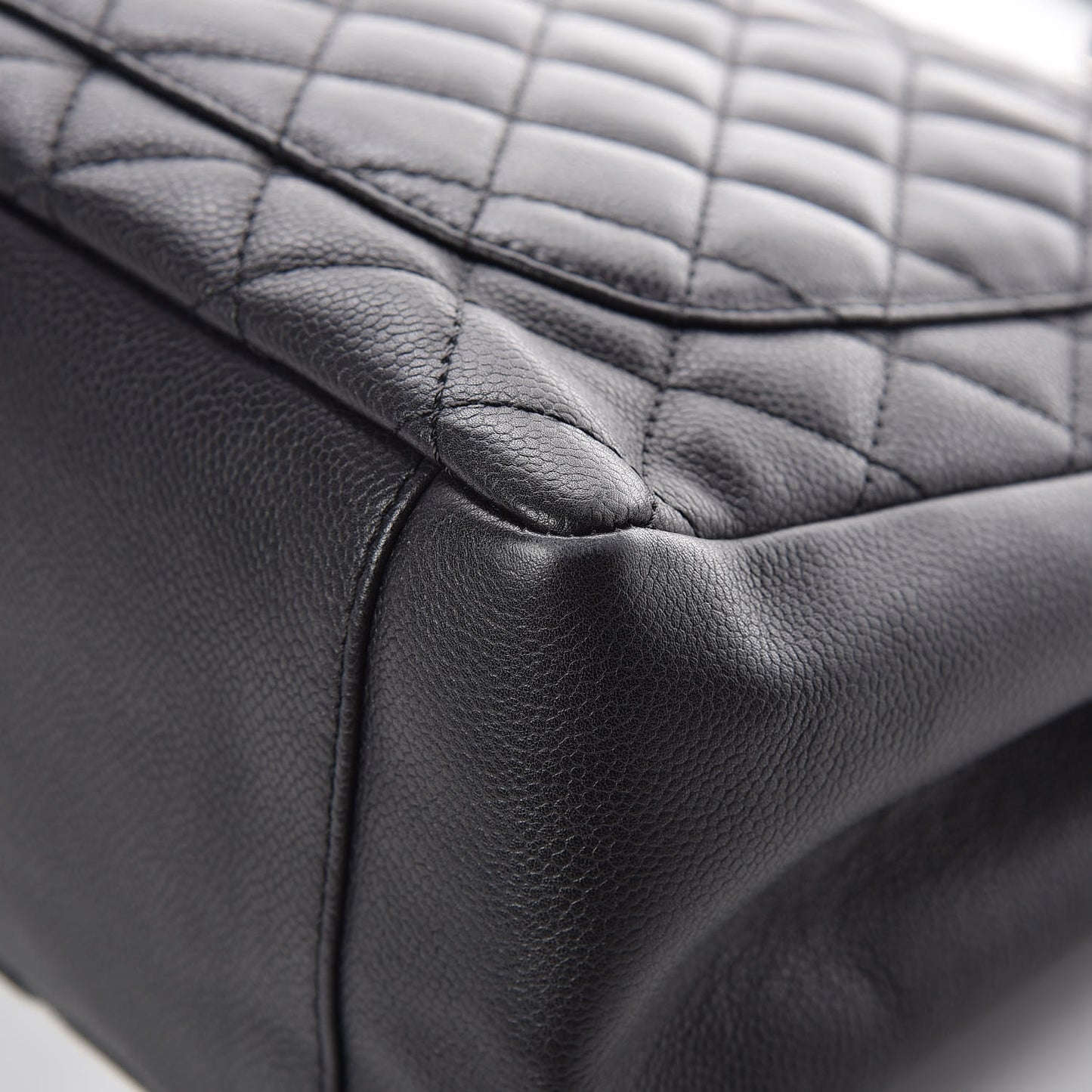 Caviar Quilted Grand Shopping Tote GST Black