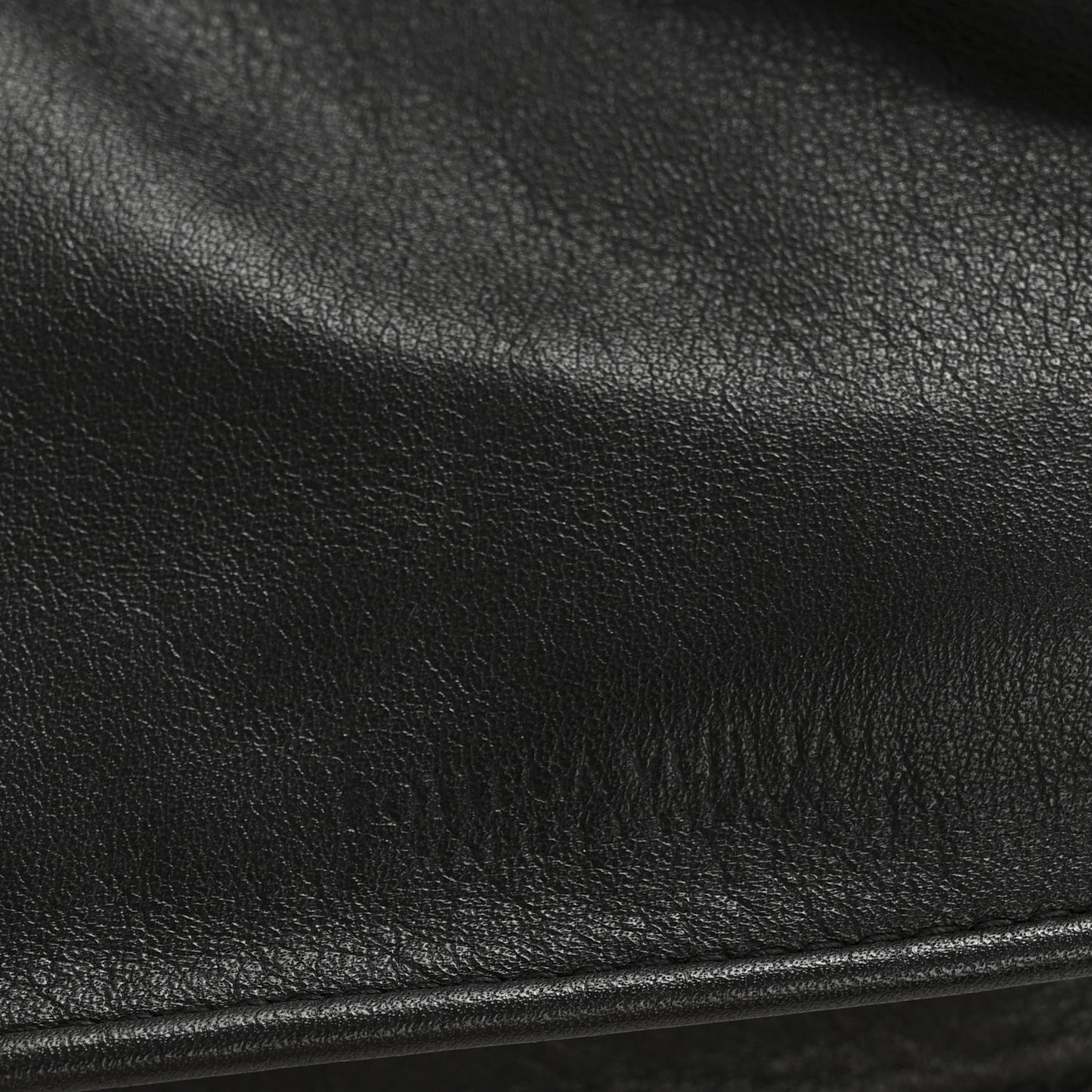 Calfskin Mini BV Twist Black