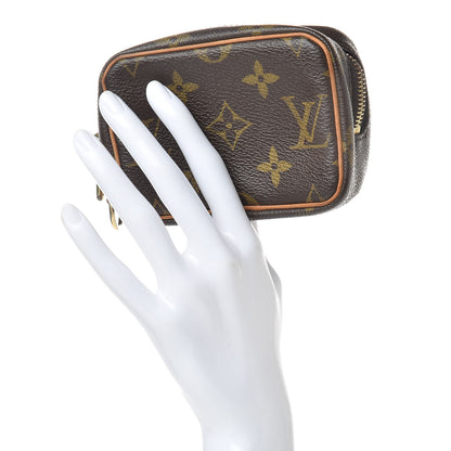 Louis Vuitton Monogram Wapity 2 of 12