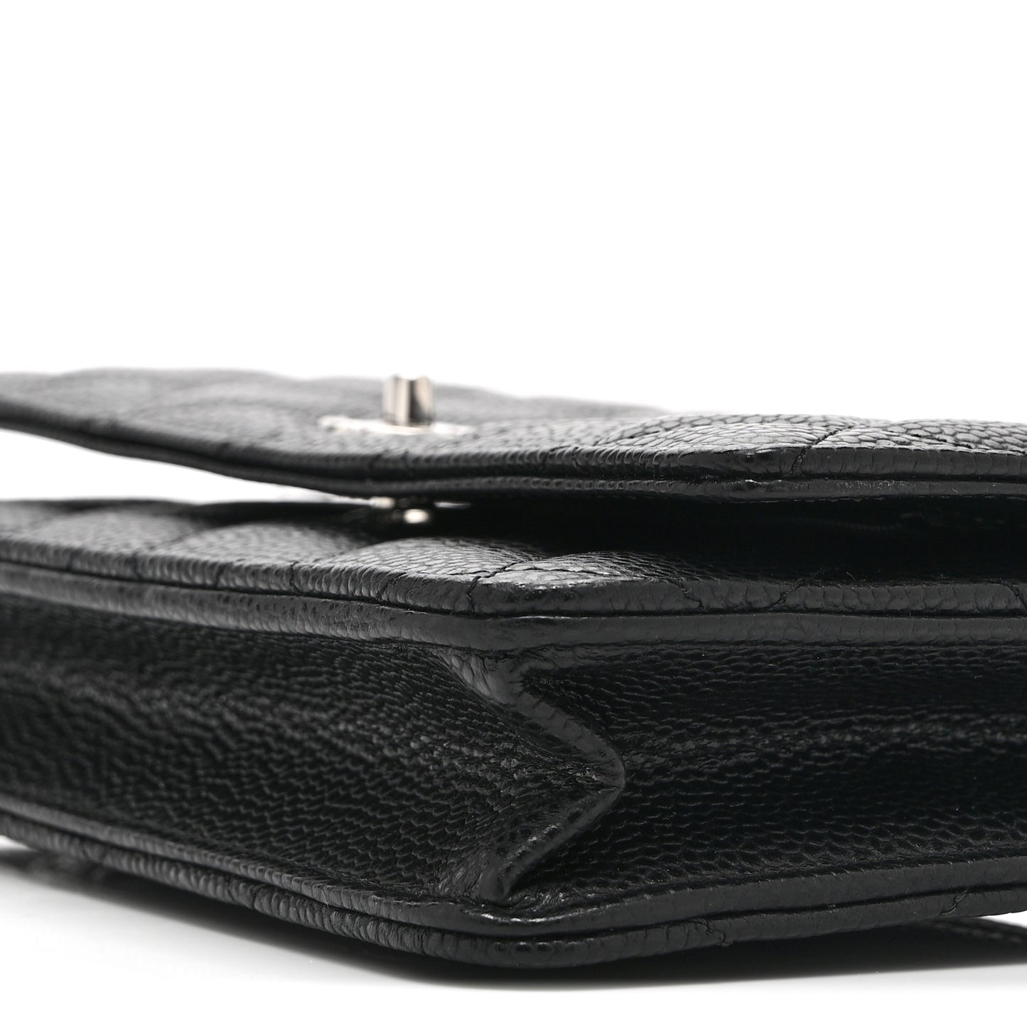 Caviar Quilted CC Turnlock Wallet On Chain WOC Black