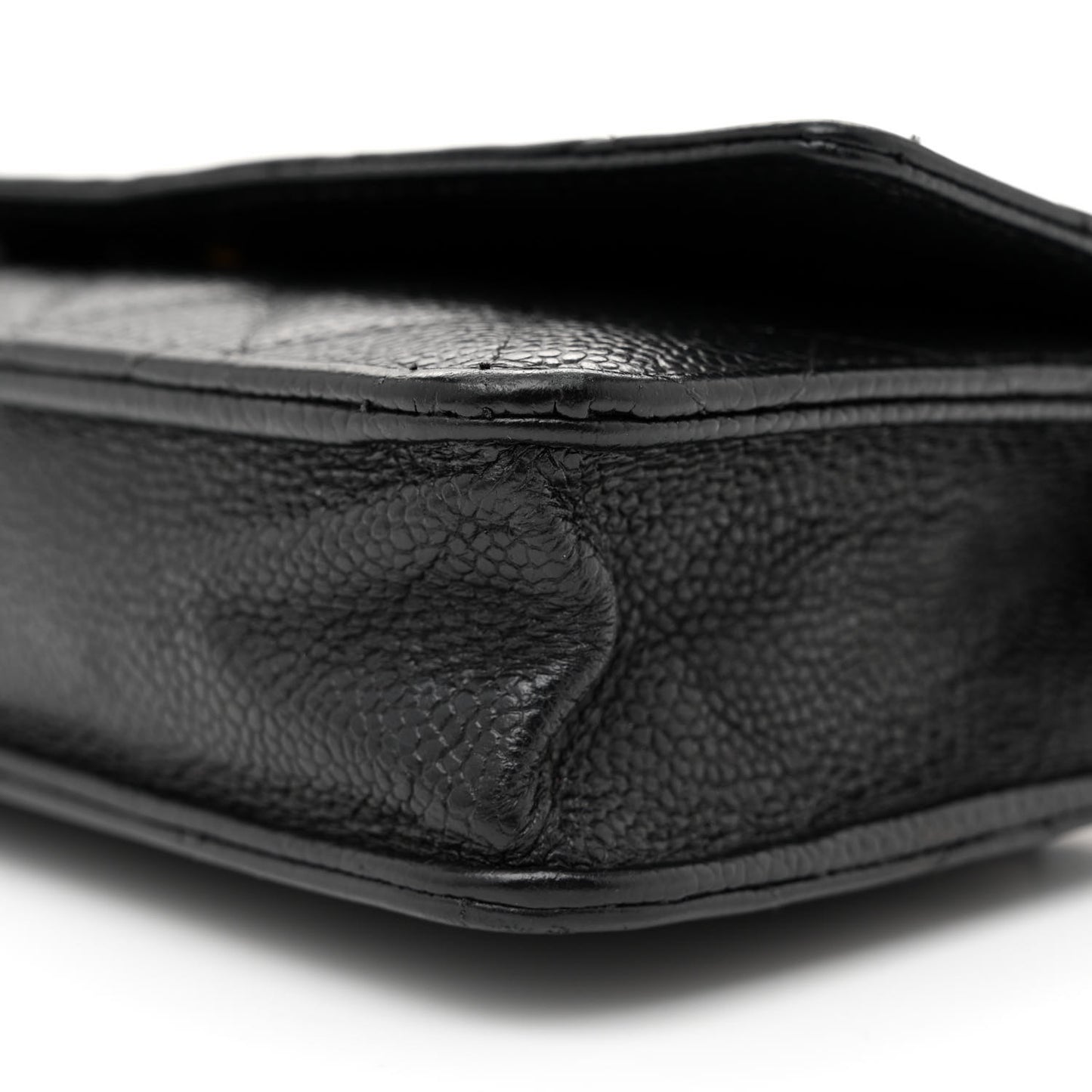 Caviar Quilted Wallet on Chain WOC Black