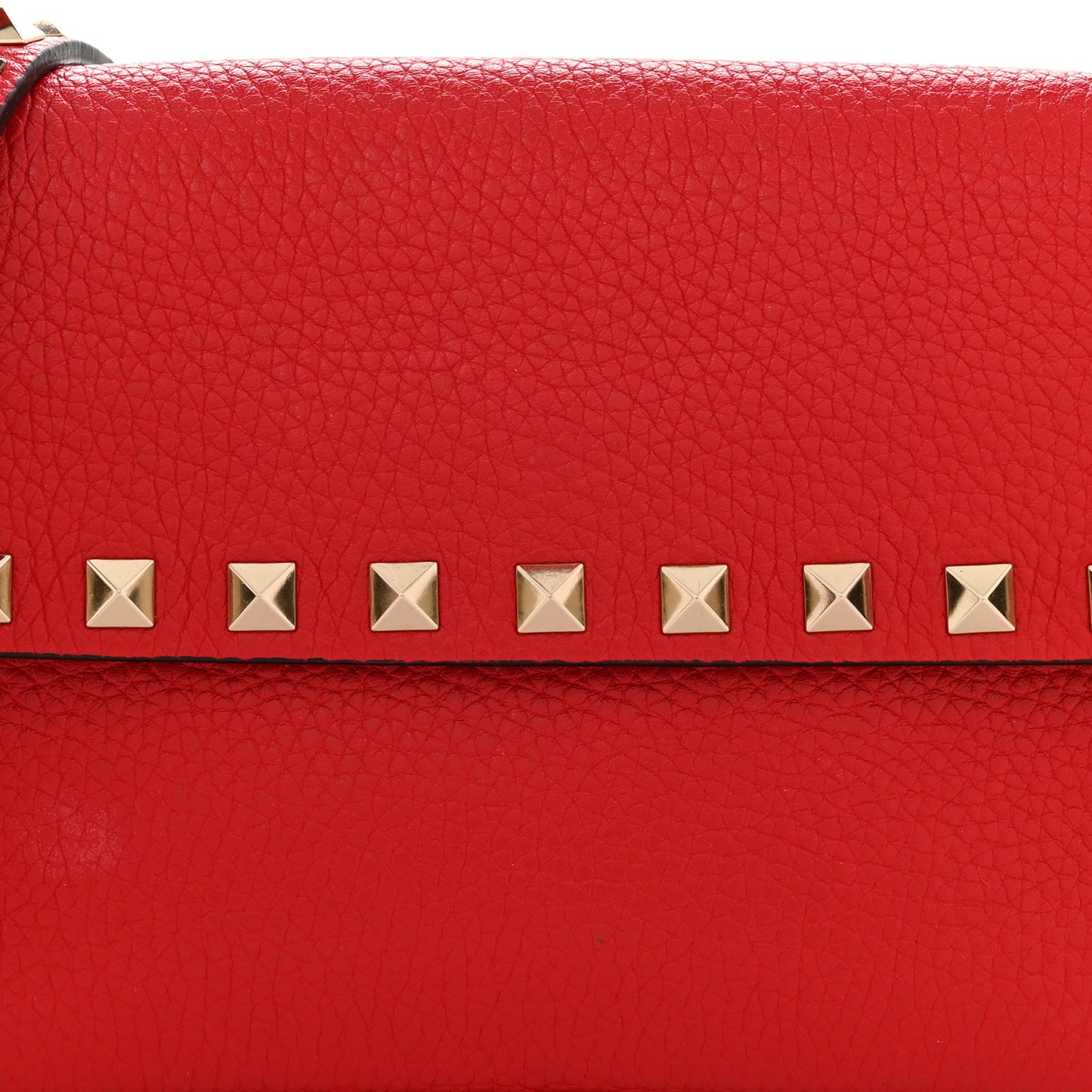 Grainy Calfskin Rockstud Crossbody Pouch Rouge Pur