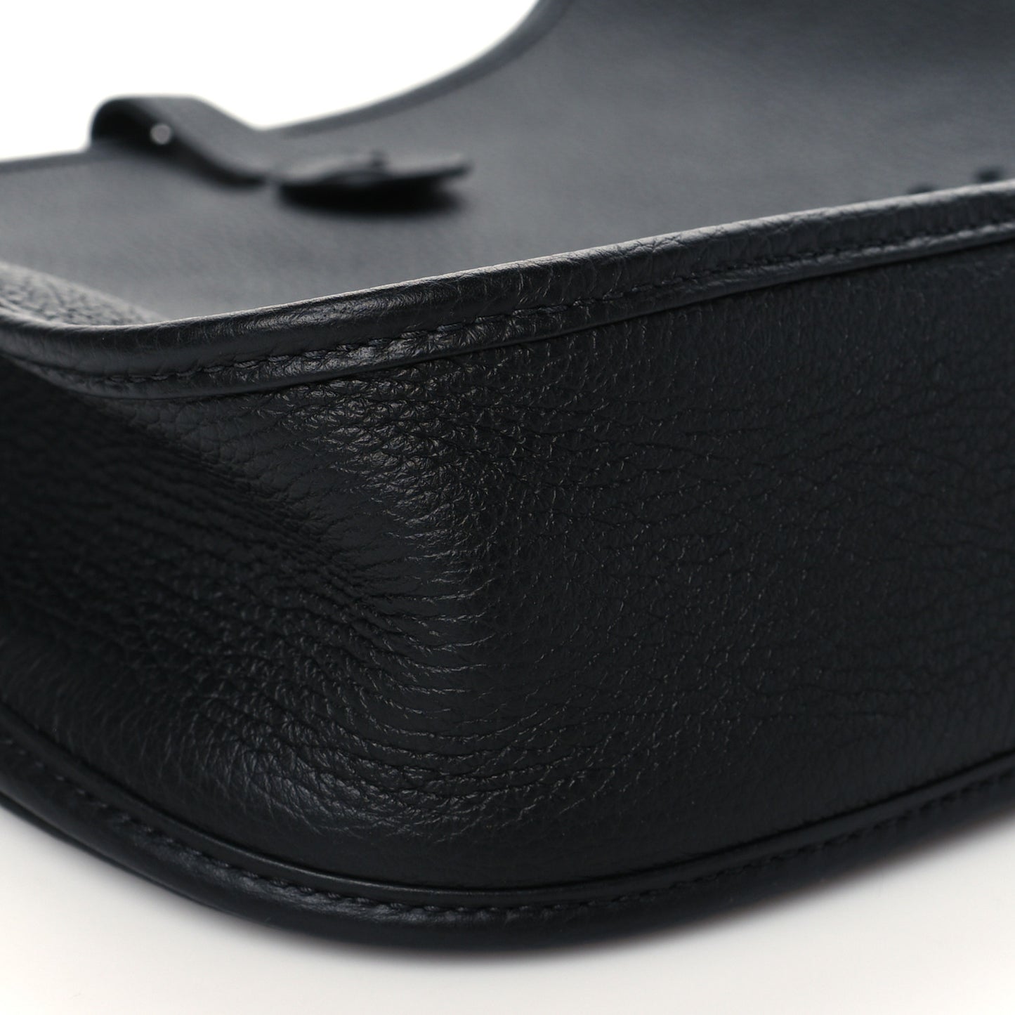 Taurillon Clemence Evelyne III PM Black