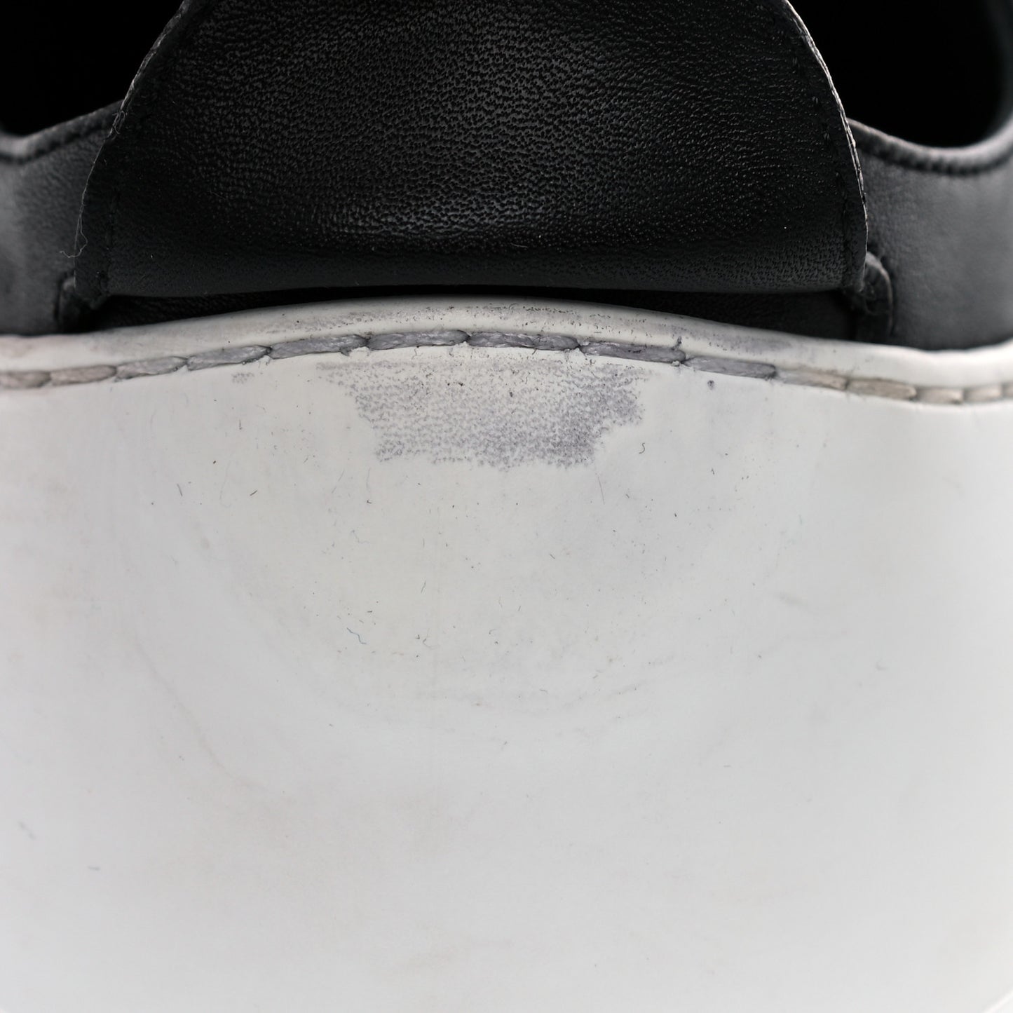Calfskin Womens CC Sneakers 39.5 Black White