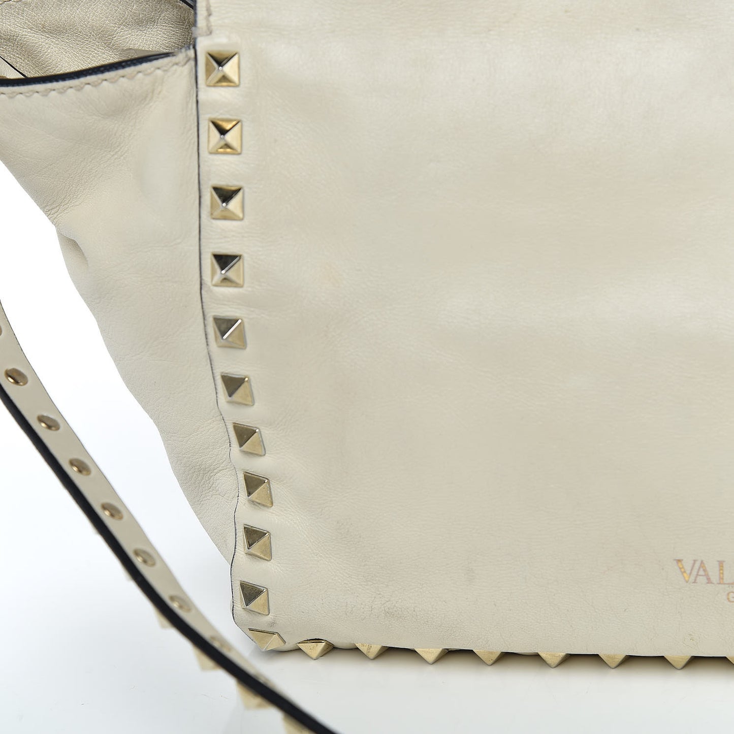 Vitello Small Rockstud Tote Ivory