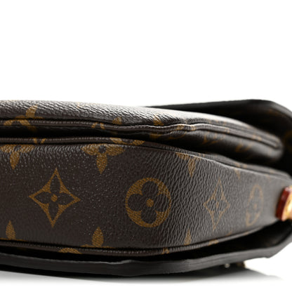Louis Vuitton Monogram Pochette Metis 9 of 11