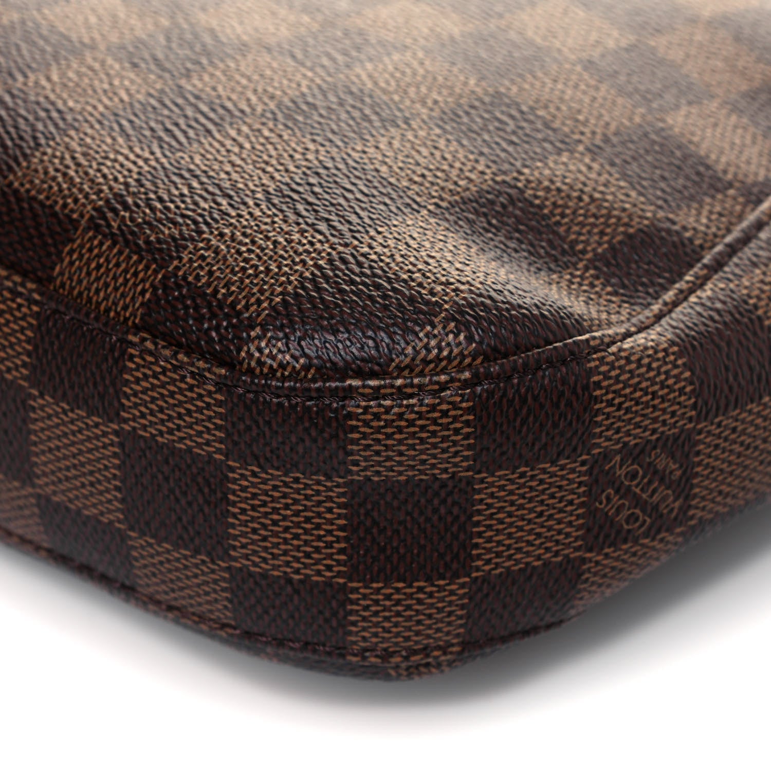 Louis Vuitton Damier Ebene South Bank Besace 5 of 15