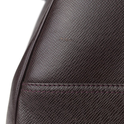 Louis Vuitton Taiga Kendall GM Acajou 14 of 15