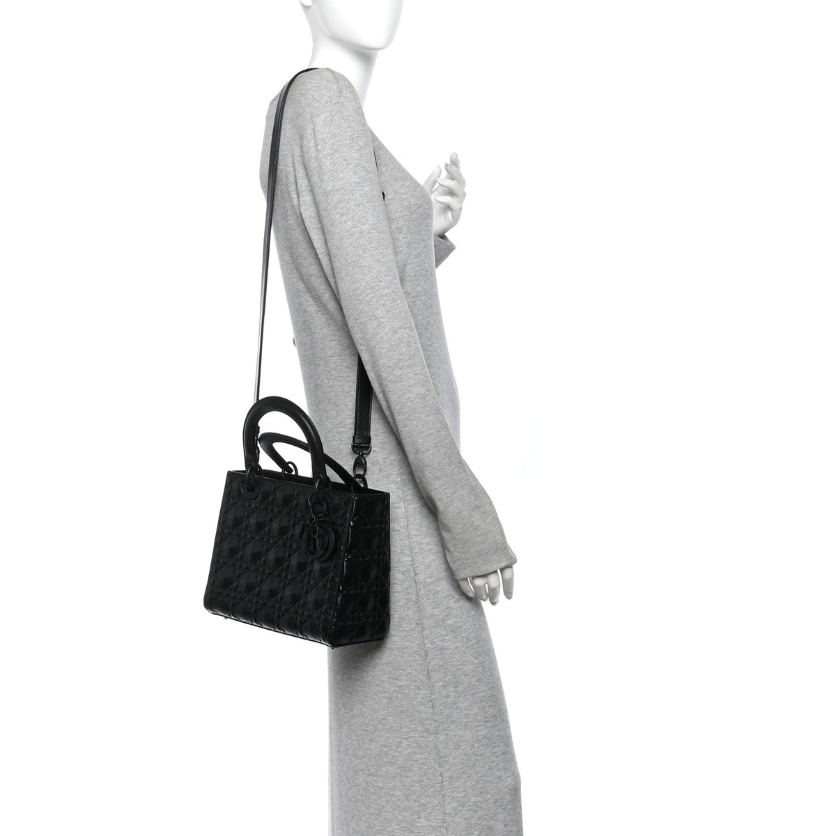 Calfskin Cannage Diamond Cannage Medium Lady Dior Black