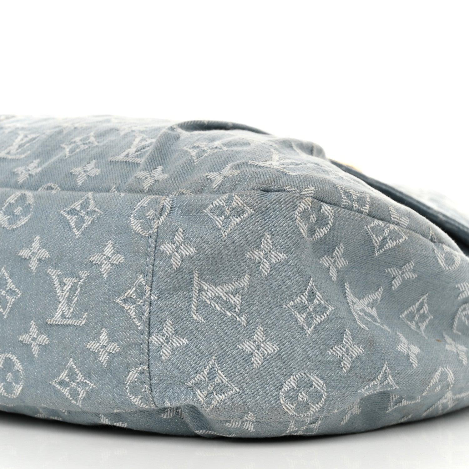Louis Vuitton Denim Daily GM Blue Clair 10 of 16