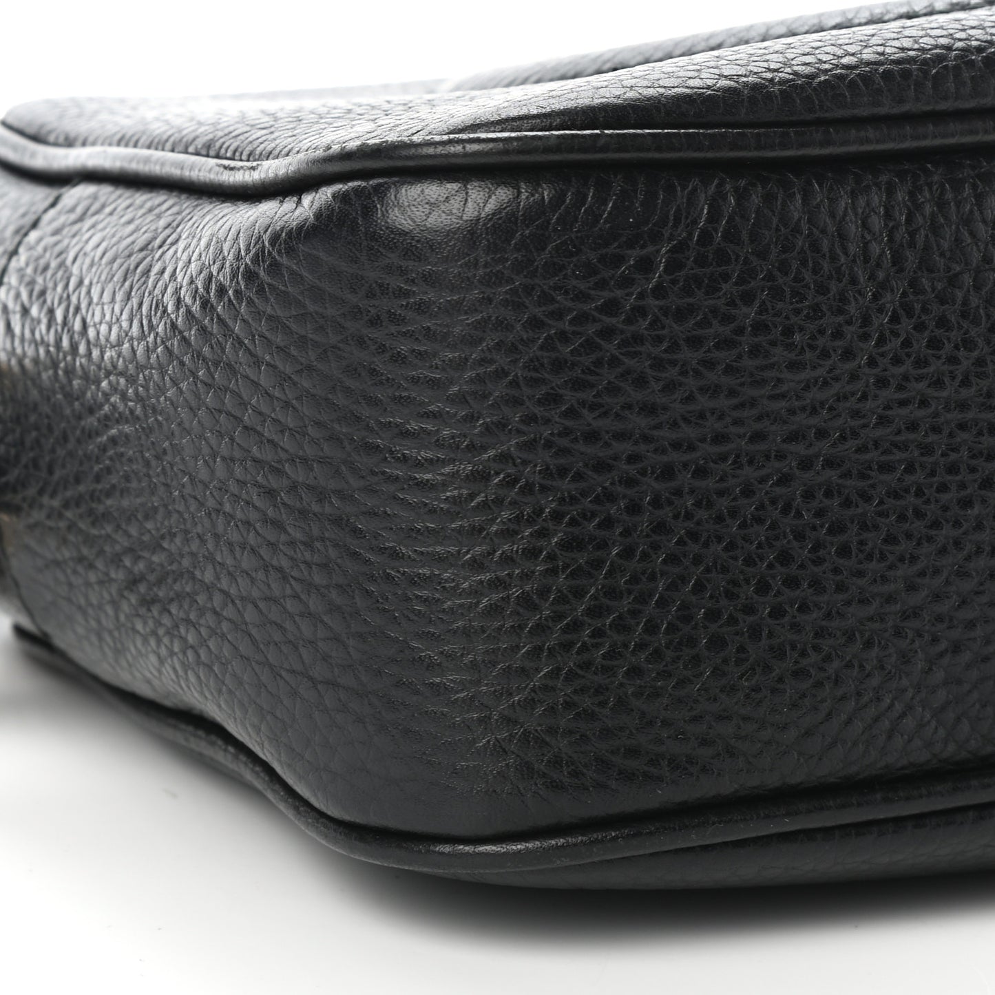 Pebbled Calfskin Small Soho Disco Bag Black