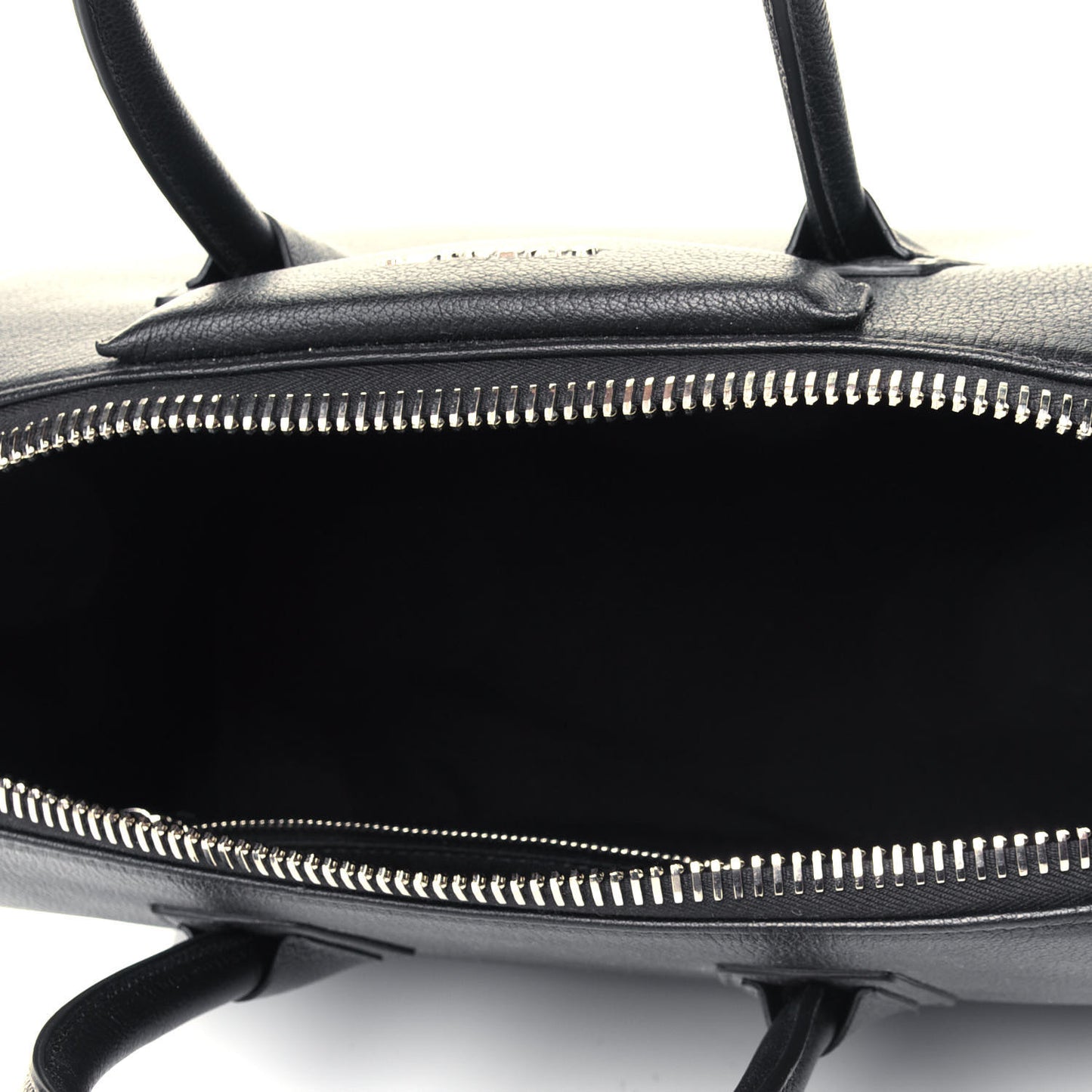 Sugar Goatskin Medium Antigona Black