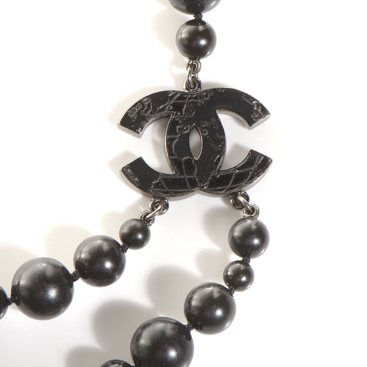 Glass Bead CC Map Short Necklace Ruthenium Black