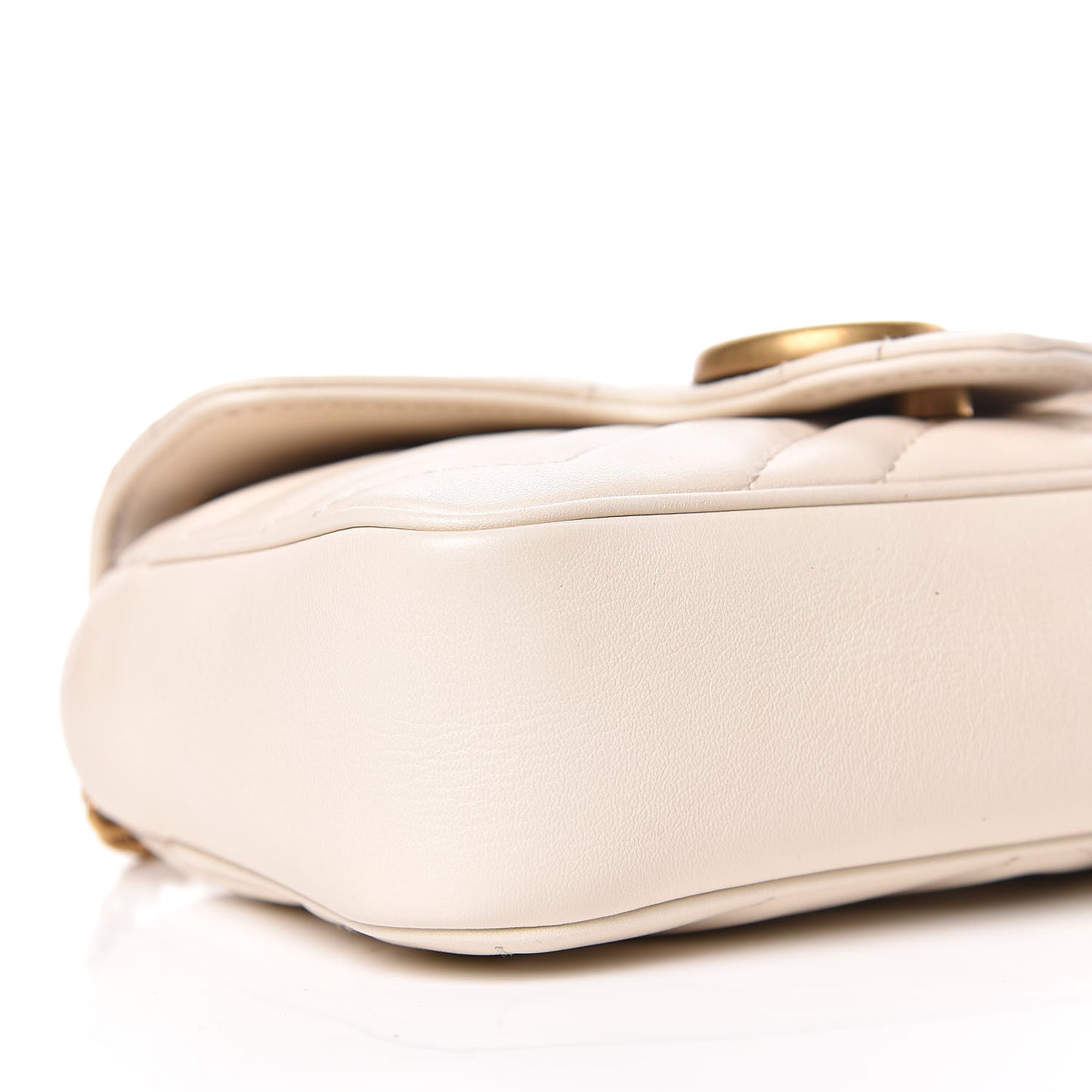 Calfskin Matelasse Super Mini GG Marmont Shoulder Bag White