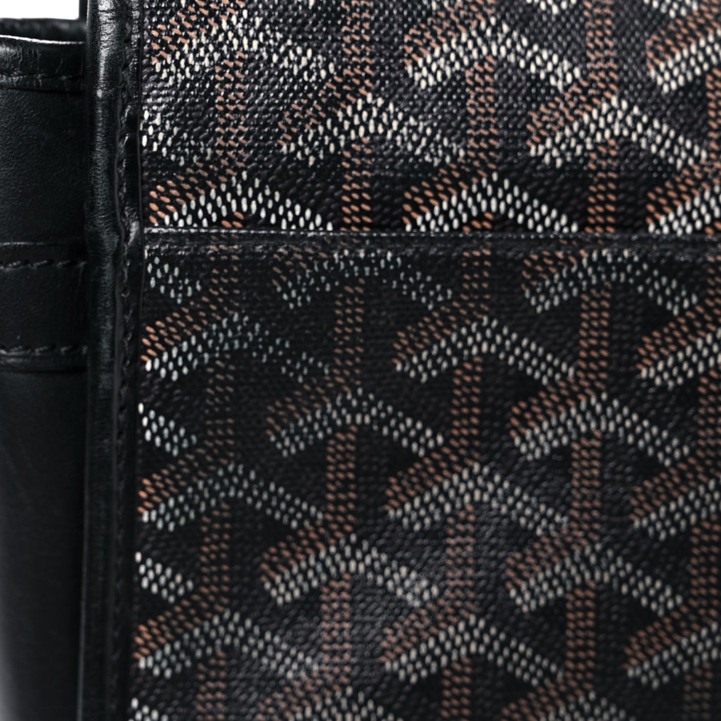 Goyardine Belvedere MM Messenger Bag Black