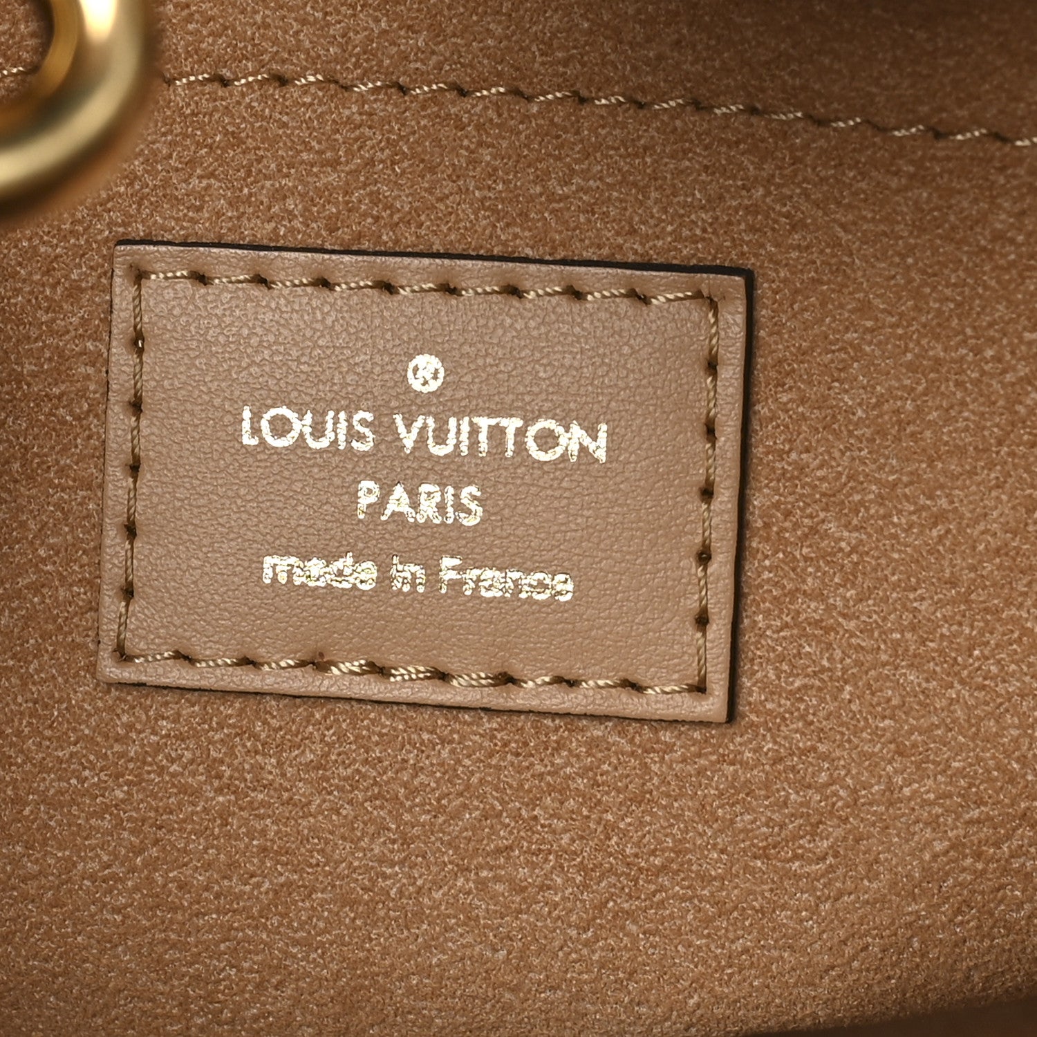 Louis Vuitton Mahina On My Side GM Arizona Beige 6 of 9