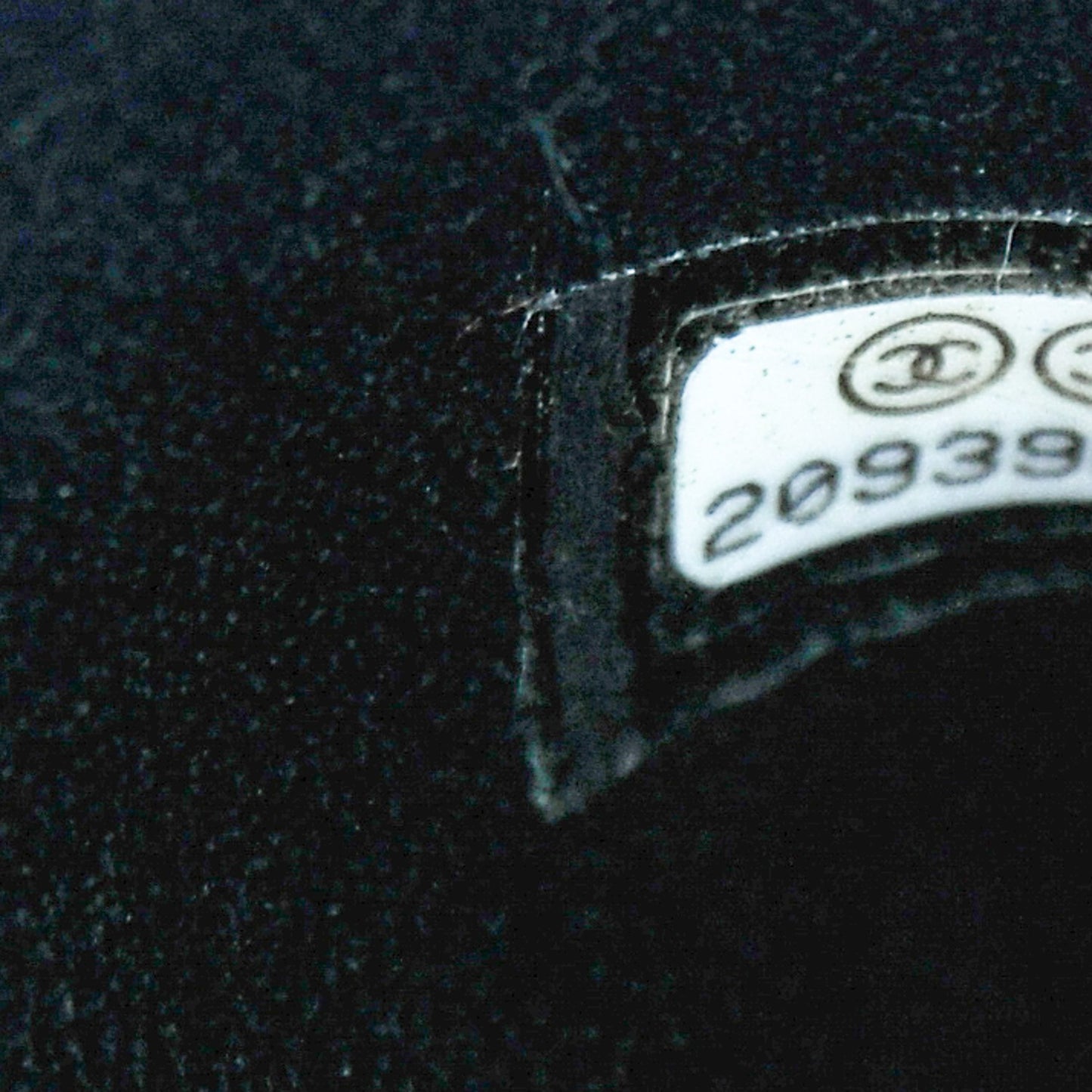 Lambskin Quilted Large Geometric Flap Black