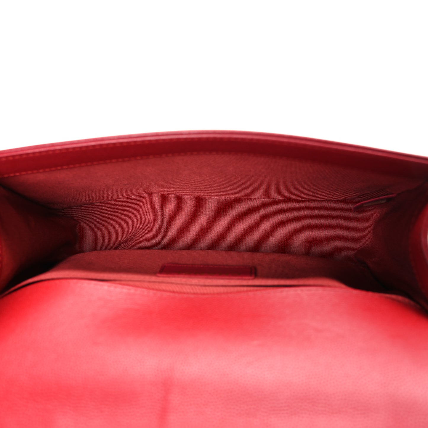 Caviar Quilted Medium Boy Flap Red