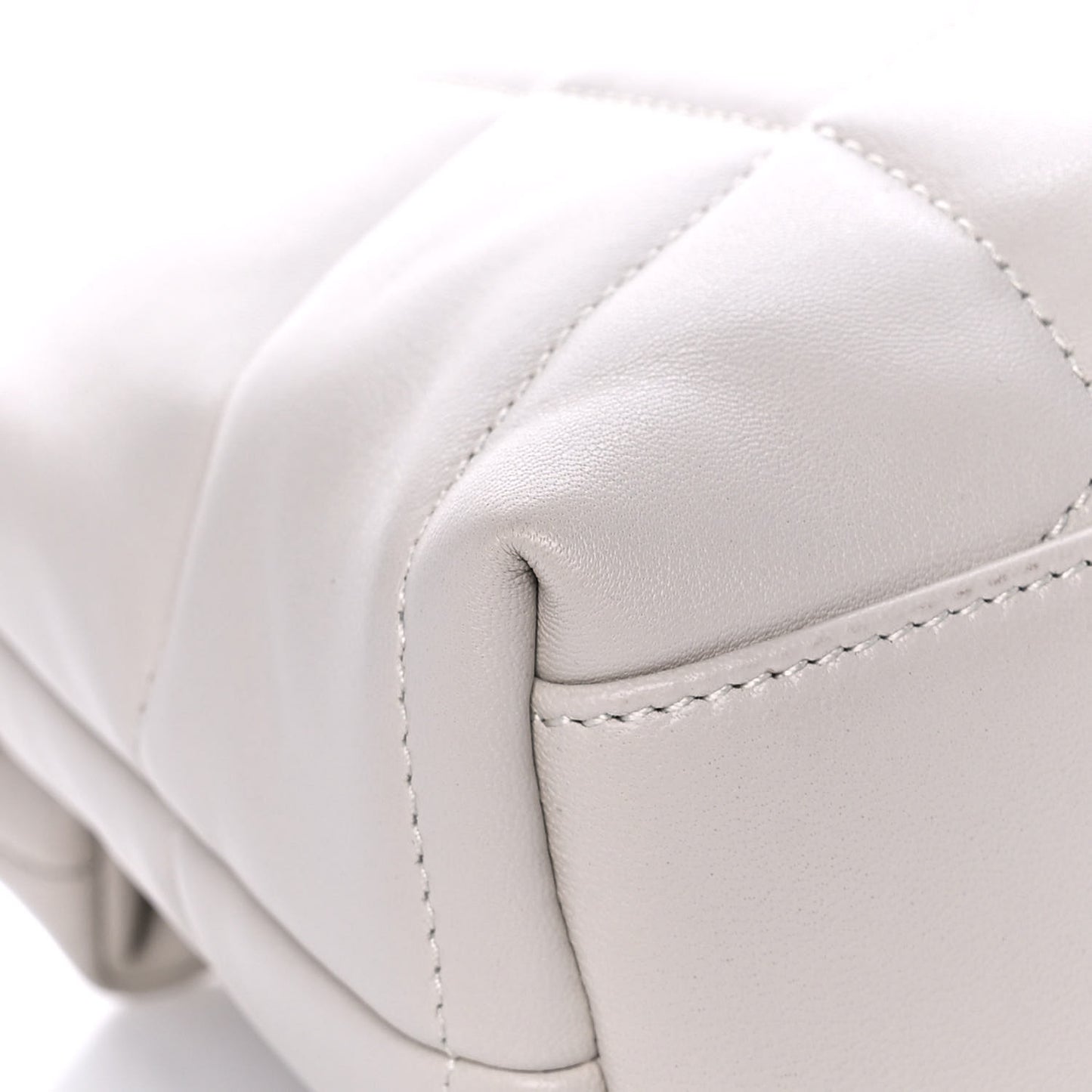 Lambskin Quilted Toy Loulou Puffer Monogram Chain Satchel Blanc Vintage