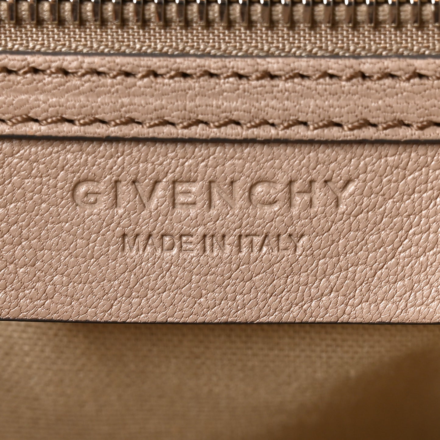 Sugar Goatskin Medium Antigona Linen