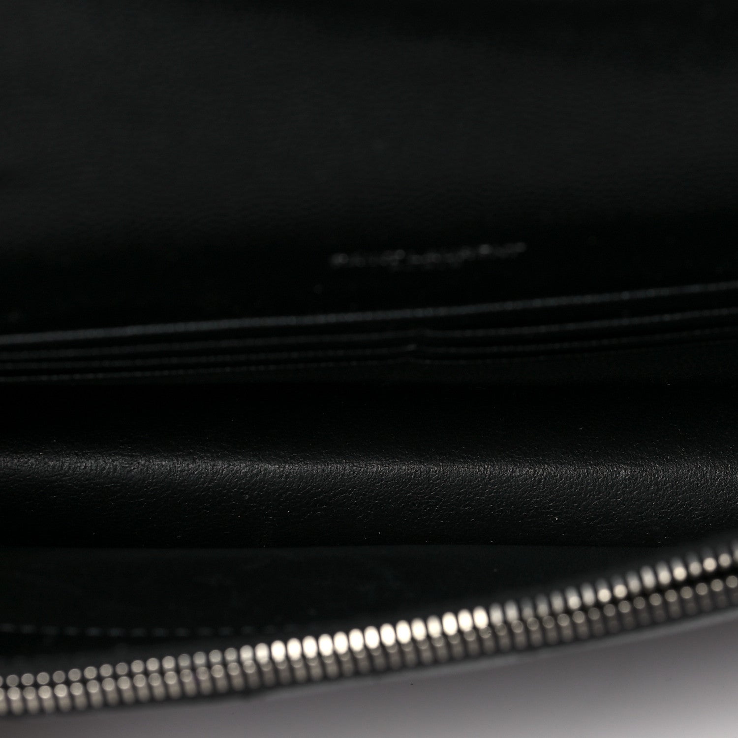 Saint Laurent Grain De Poudre Matelasse Chevron Monogram Envelope Chain Wallet Black 4 of 7