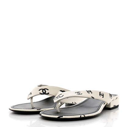 Chanel Lambskin Printed CC Thong Sandals 40 White Black 3 of 9
