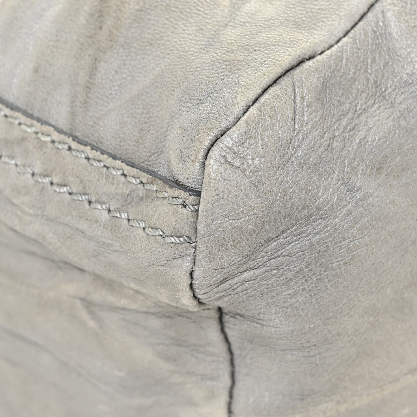 Tumbled Sheepskin Small Pandora Pearl Grey