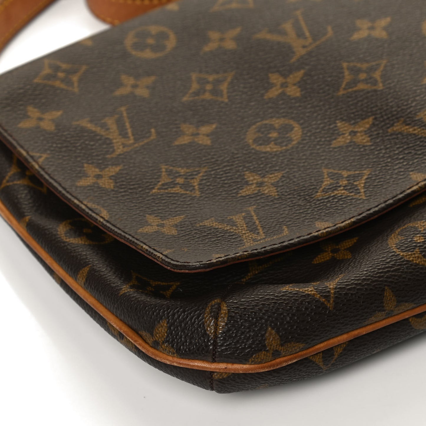 Monogram Musette Tango