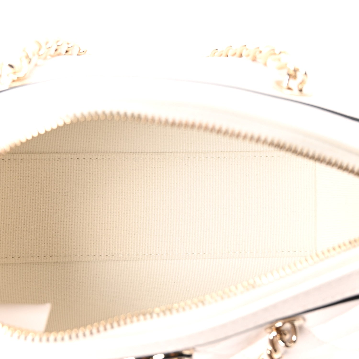 Chanel Lambskin Quilted Barrel Clutch With Chain White 5 of 11