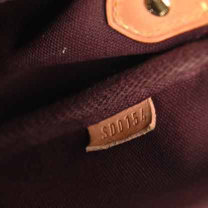 Louis Vuitton Monogram Favorite MM 8 of 16