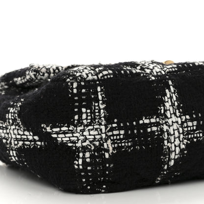 Chanel Tweed Houndstooth Quilted Medium Chanel 19 Flap Black White 9 of 10