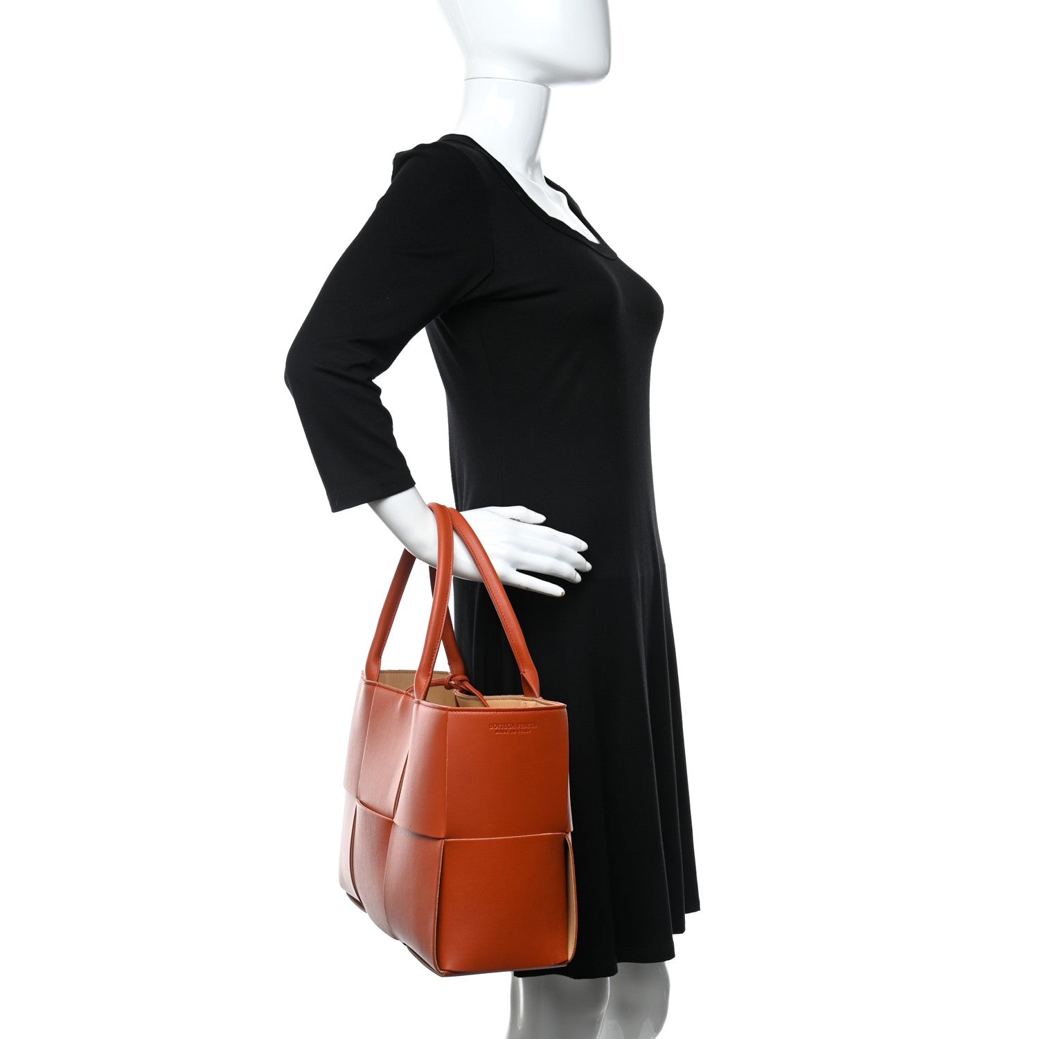 Bottega Veneta Nappa Maxi Intrecciato Medium Arco Tote Maple 2 of 8